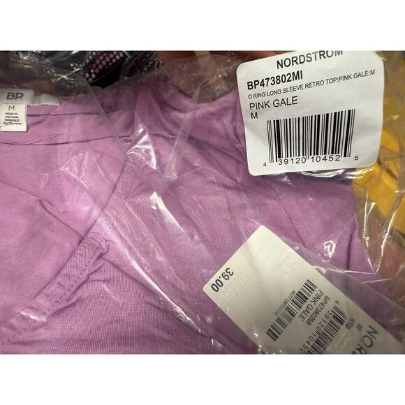 BP. V-Neck Keyhole Long Sleeve Crop Top in Pink Gale Size M - Picture 4 of 7